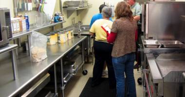 Stire din Social : Amenzi de peste 100.000 de lei date de inspectorii sanitari-veterinari. Vezi ce au găsit în restaurantele din Constanța