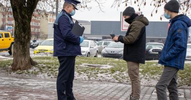 Stire din Eveniment : Tânărul care a lovit un adolescent, în parcul de la Far, sub control judiciar