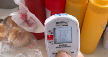 VIDEO. Jale pe faleza din Eforie Nord! CINCI TERASE AU FOST ÎNCHISE! UPDATE - 9