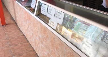 Galerie Foto-Video. Ați mâncat vreodată la Cuptorul cu Plăcinte din Satul de Vacanță? Iată ce mizerii au găsit comisarii OPC - 13