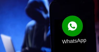Stire din Social : "Schema 1800", noua înșelătorie pe WhatsApp. Tot mai multe conturi sunt sparte zilnic
