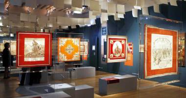 Stire din Cultură-Educație : "Convergențe Plastice", la Art Gallery