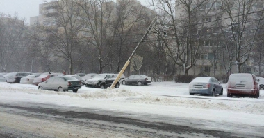 COD ROȘU DE VISCOL LA CONSTANȚA! Dezastru în oraș: stâlpi și copaci căzuți! - 5