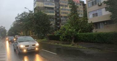 Ce a lăsat în urmă POTOPUL de ieri de la Constanța. GALERIE FOTO - 6