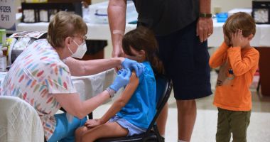 Gheorghiţă: 2.841 de copii cu vârste între 5 și 11 ani au fost programaţi, până joi, pentru vaccinarea anti-COVID