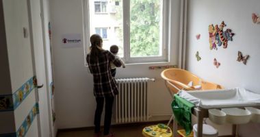 Povestea tristă a copiilor refugiați. Au luat viața-n piept și luptă pentru supraviețuire - 2