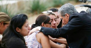 Stire din Actualitate : 19 copii și doi adulți, uciși într-o școală din Texas. Atacatorul își luase arme de ziua lui