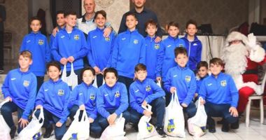 Stire din Sport : Copiii de la AS Kinder Constanța au fost premiați