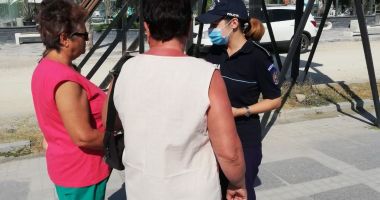 Stire din Eveniment : Copii pierduţi pe plajă. Sfaturi pentru părinţi