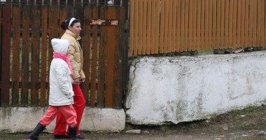 Stire din Social : World Vision lansează campania "Eu cum ajung la școală?"