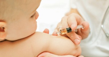 Stire din Sănătate : Reacții adverse la vaccinul BCG din Danemarca: Zece bebeluși, internați la Institutul "Marius Nasta" din Capitală
