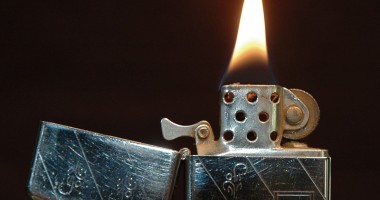 Stire din Eveniment : Copil amenințat și tâlhărit cu o … brichetă!