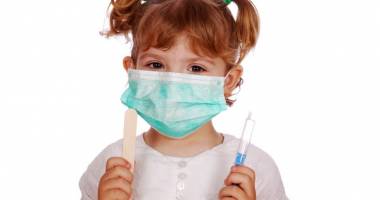 Stire din Sănătate : Când îți duci fiica prima dată la ginecolog?