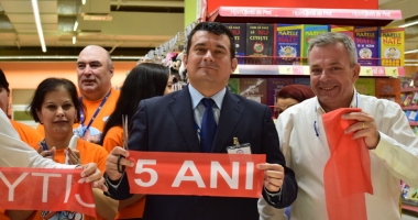 Hipermarketul "cora City Park" îi surprinde pe clienți, prin extinderea și modernizarea sa - 7
