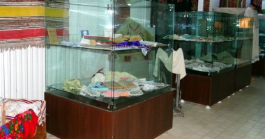Stire din Cultură-Educație : Un Coran foarte vechi,  prezentat la Muzeul Callatis