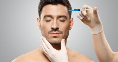 Stire din Sănătate : Soluţii pentru eliminarea liniilor fine și reducerea ridurilor profunde
