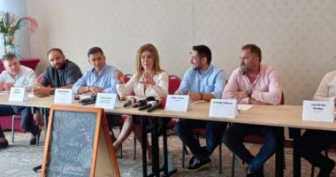 Stire din Social : Staţiunea Mamaia, o „perlă“ dezolantă şi fără turişti. „Nu mai putem salva acest sezon estival“