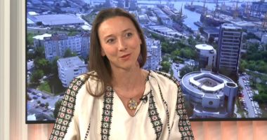 Stire din Actualitate : Coregrafa Corina Tiron, invitată la emisiunea "Pe Subiect" – “Rădăcini”: Mișcare. Emoție. Poveste