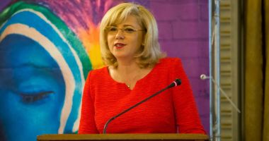 Stire din Politică-Administrație : Corina Crețu: "Doresc ca România să se integreze mai mult în UE"