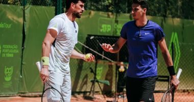 Stire din Sport : Tenismenii Victor Cornea şi Franko Skugor au cucerit titlul în proba de dublu la Oeiras