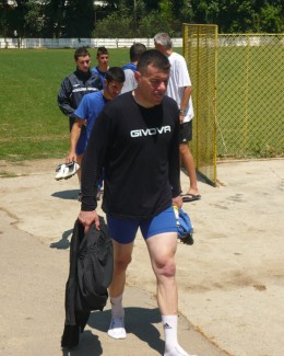 Stire din Sport : FC Farul l-a adus și pe portarul Cornel Cernea