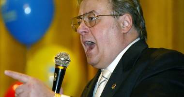 Stire din Politică-Administrație : "Am pentru prima dată convingerea că alegerile sunt complet inutile"