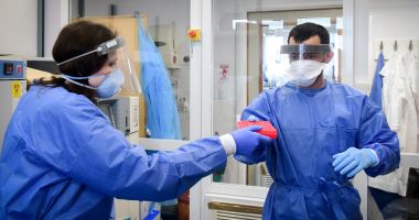 Stire din Social : Aproape 200 de cazuri noi de coronavirus, în România