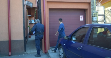 Stire din Eveniment : Caracatița corupției din Portul Constanța. DNA  a descins în fieful vameșilor și polițiștilor de frontieră