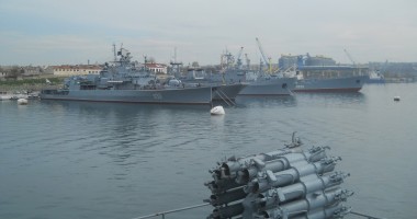 Stire din Eveniment : Corvetă românească la Sevastopol
