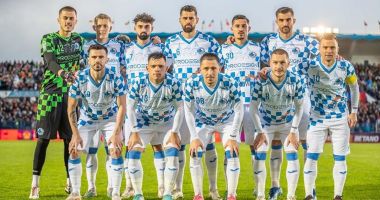 Stire din Sport : Corvinul Hunedoara a anunțat că va avea drept de promovare în Superligă în noul sezon