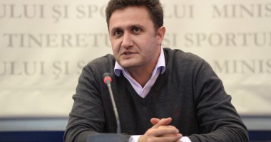 Stire din Sport : Președintele Federației Române de Tenis, despre Halep