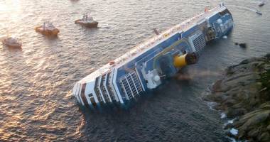 Galerie foto. Naufragiul COSTA CONCORDIA / Comandantul Schettino, 16 ani de închisoare. Ce acuzații i se aduc - 4