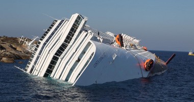 Vezi imagini INEDITE cu naufragiul navei Costa Concordia - 3