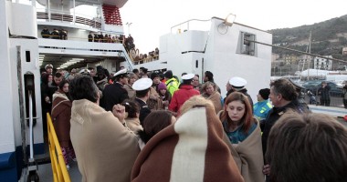 Vezi imagini INEDITE cu naufragiul navei Costa Concordia - 4