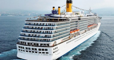 Stire din Economie : "Costa Mediterranea" a adus 1.929 pasageri la Constanța