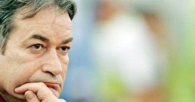 Stire din Sport : MOARTEA UNEI LEGENDE / Fostul căpitan al Naționalei, COSTICĂ ȘTEFĂNESCU, S-A SINUCIS!