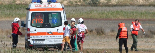 Un turist a murit după ce s-a prăbușit cu parapanta