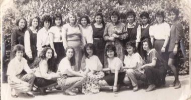 Stire din Cultură-Educație : Liceul Teoretic „Ioan Cotovu” din Hârșova înființează asociația absolvenților