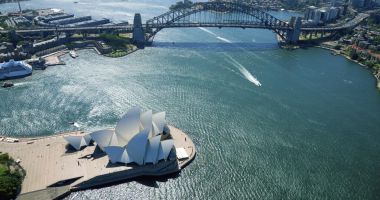 Stire din Social : Australia şi-a redeschis pentru prima dată graniţele, după 18 luni