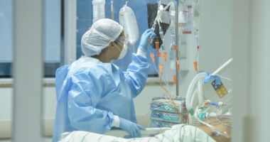 Stire din Actualitate : Peste 91% din decesele COVID înregistrate în ultima săptămână au fost la persoane nevaccinate