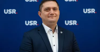Stire din Politică-Administrație : Inițiativă legislativă USR. Standarde unice pentru toate site-urile instituțiilor publice