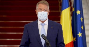 Stire din Social : Klaus Iohannis: „Anul acesta vom petrece Crăciunul în familie”