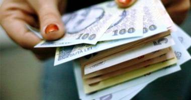 Stire din Economie : Creșterea salariului minim în 2016 este incertă