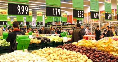 Stire din Economie : Creștere cu 6,3% a cifrei de afaceri din comerț