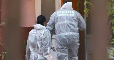 Stire din Eveniment : Și-a înjunghiat mama cu foarfeca, de 20 de ori. Femeia a supraviețuit, dar este în stare gravă la spital
