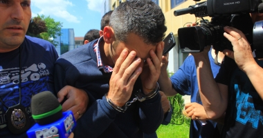 Stire din Eveniment : CRIMINALUL ADRIANEI FARCAȘ A FOST ARESTAT
