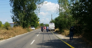 CRIMĂ ÎNFIORĂTOARE. TÂNĂRĂ UCISĂ ȘI ASCUNSĂ ÎN TUFIȘ