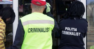 CRIMĂ TERIBILĂ! Femeie înjunghiată de fostul iubit