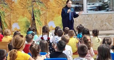 Stire din Social : Săptămâna Prevenirii Criminalităţii, sărbătorită de elevii din şcolile constănţene