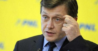 Stire din Politică-Administrație : "Este mai greu pentru femei decât pentru bărbați să facă politică"